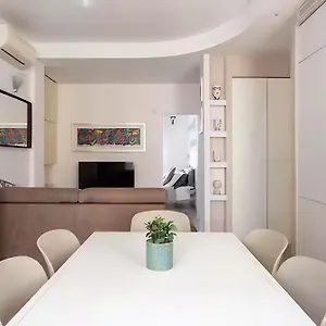 Silver House Navigli - Tortona Apartment Milan